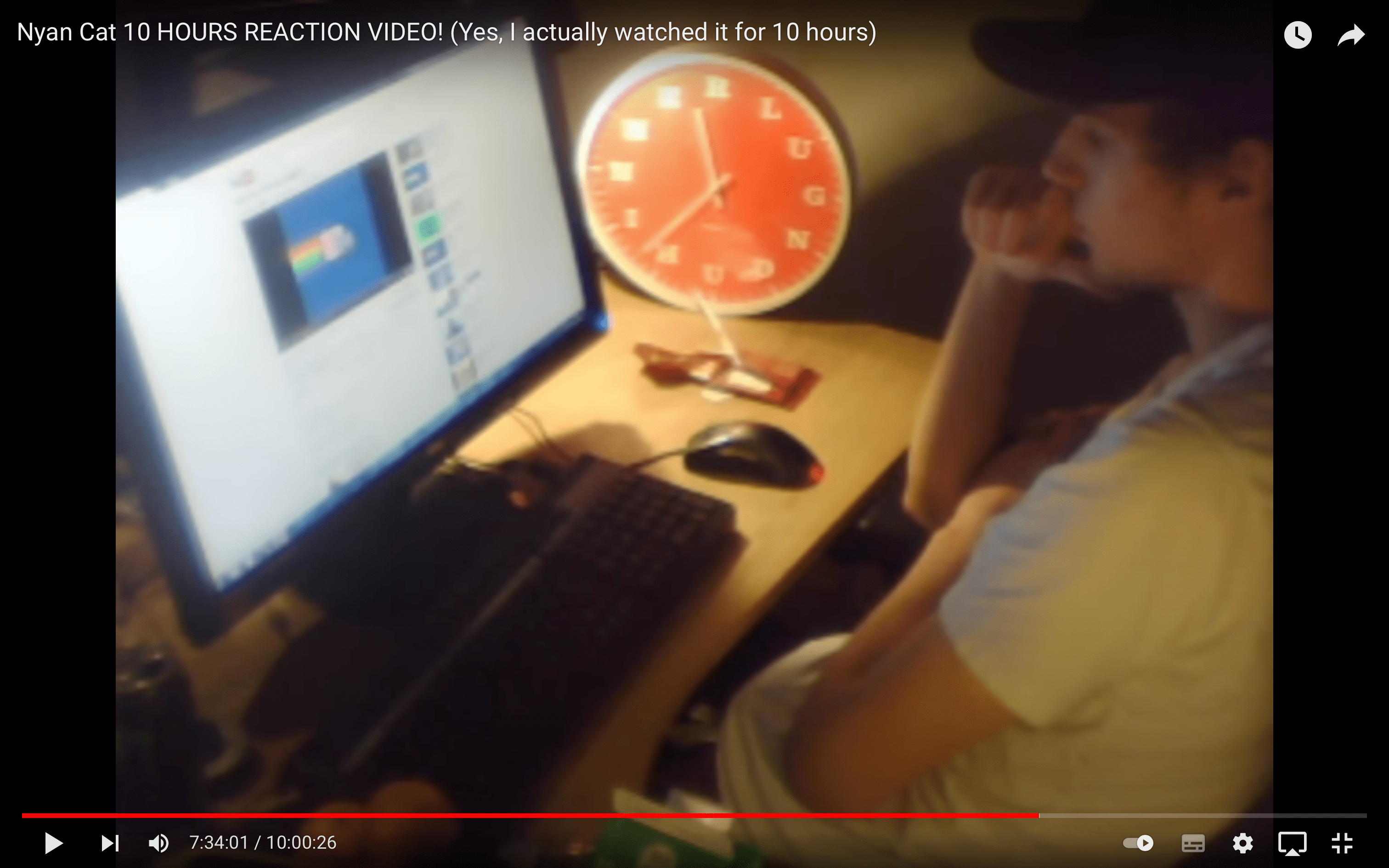 Snapshot aus ”Nyan Cat 10 HOURS REACTION VIDEO! (Yes, I actually watched it for 10 hours)”