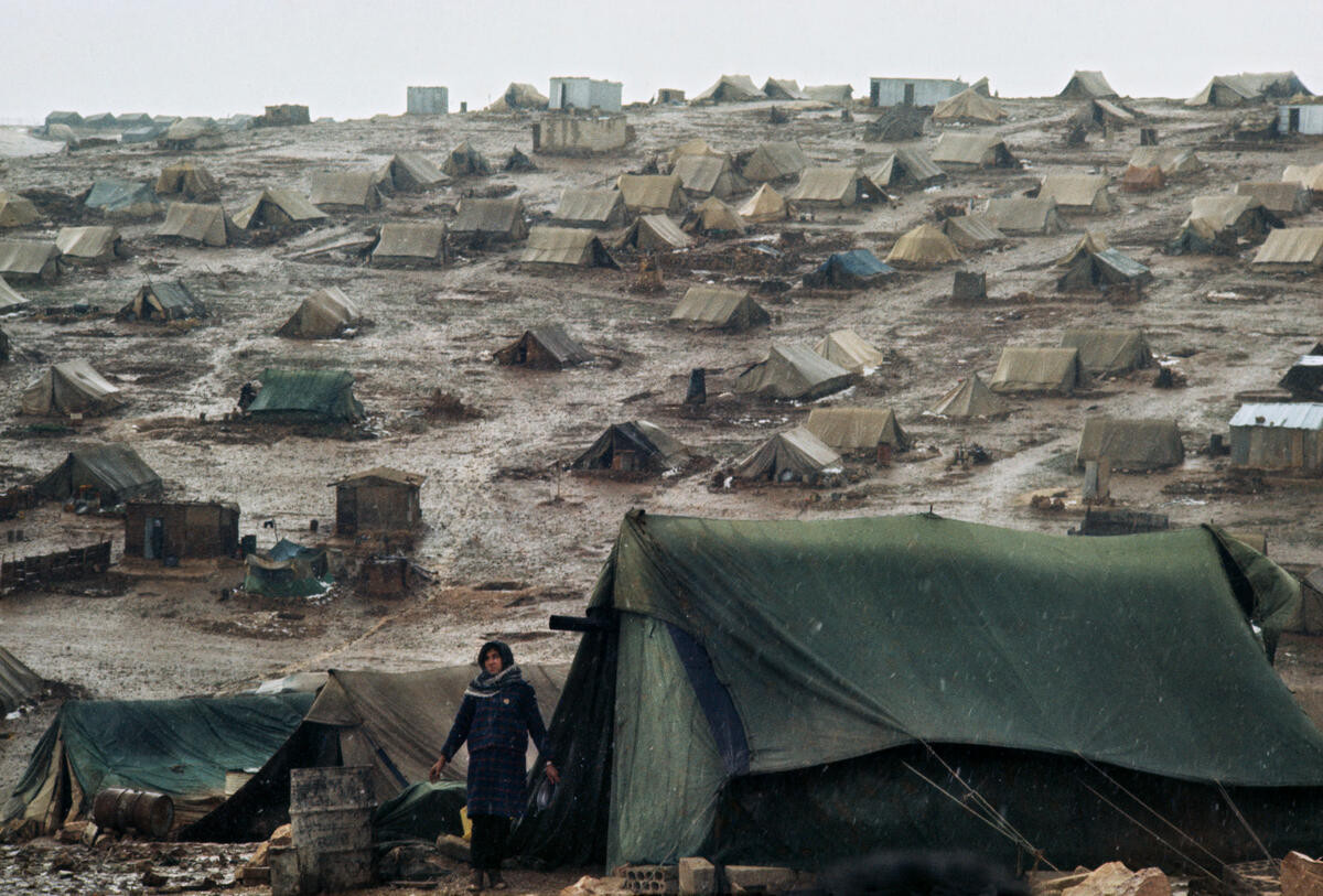 Лагерь палестинских беженцев. Иордания, 1969. © Bruno Barbey / Magnum Photos