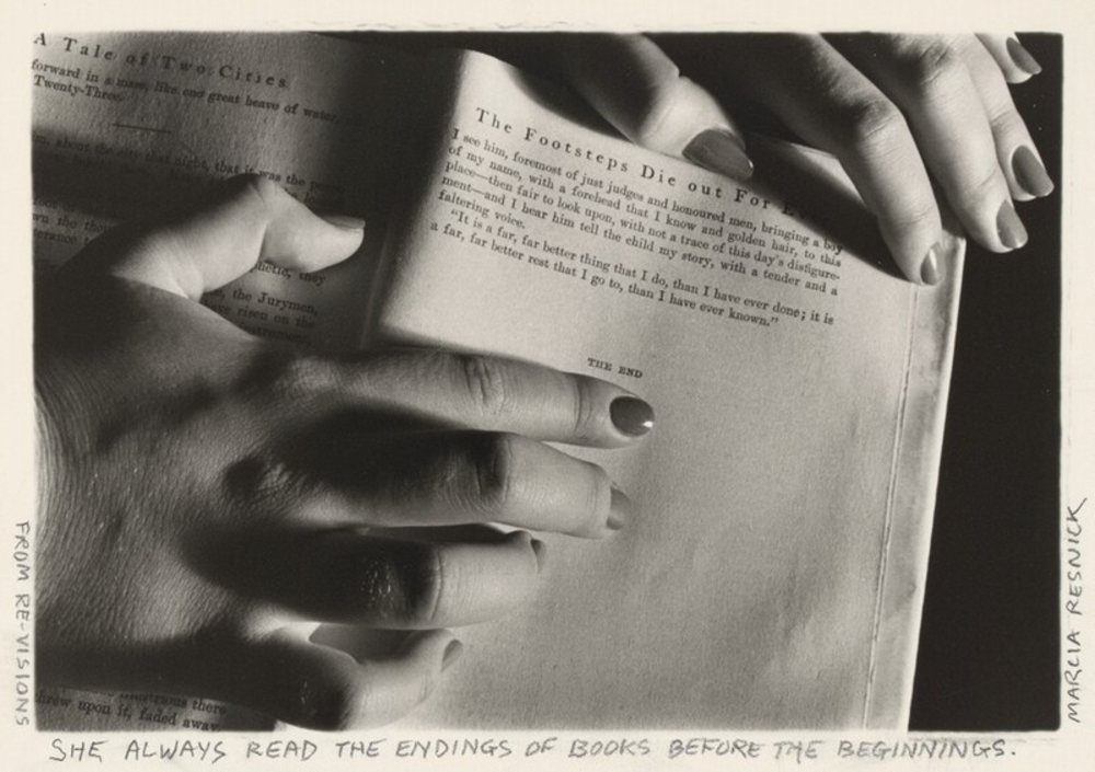 Marcia Resnick — She always read the endings of books before the beginnings (Она всегда читала концовки книг раньше, чем их начало), from Re-visions, 1978, серебряно-желатиновая печать