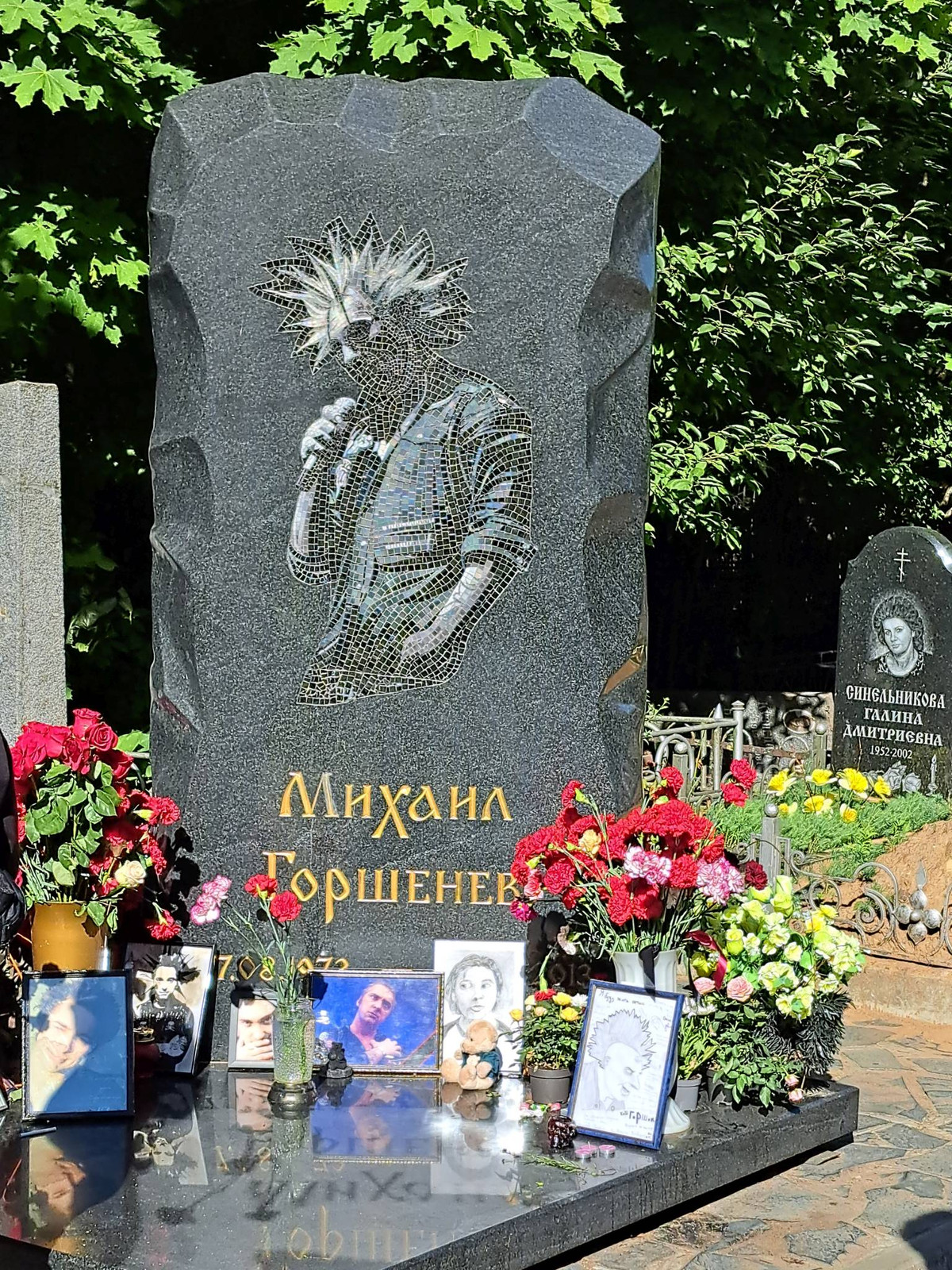 Могила Михаила Горшенева на&nbsp;Богословском кладбище, Санкт-Петербург. Фото: Александр Панин