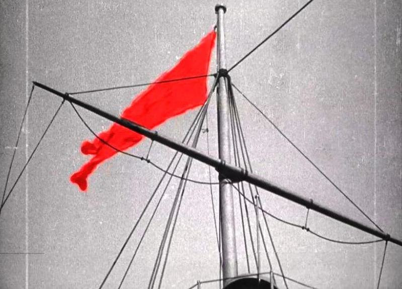 Красный флаг в&nbsp;фильме «Броненосец "Потемкин» С. Эйзенштейна, 1925