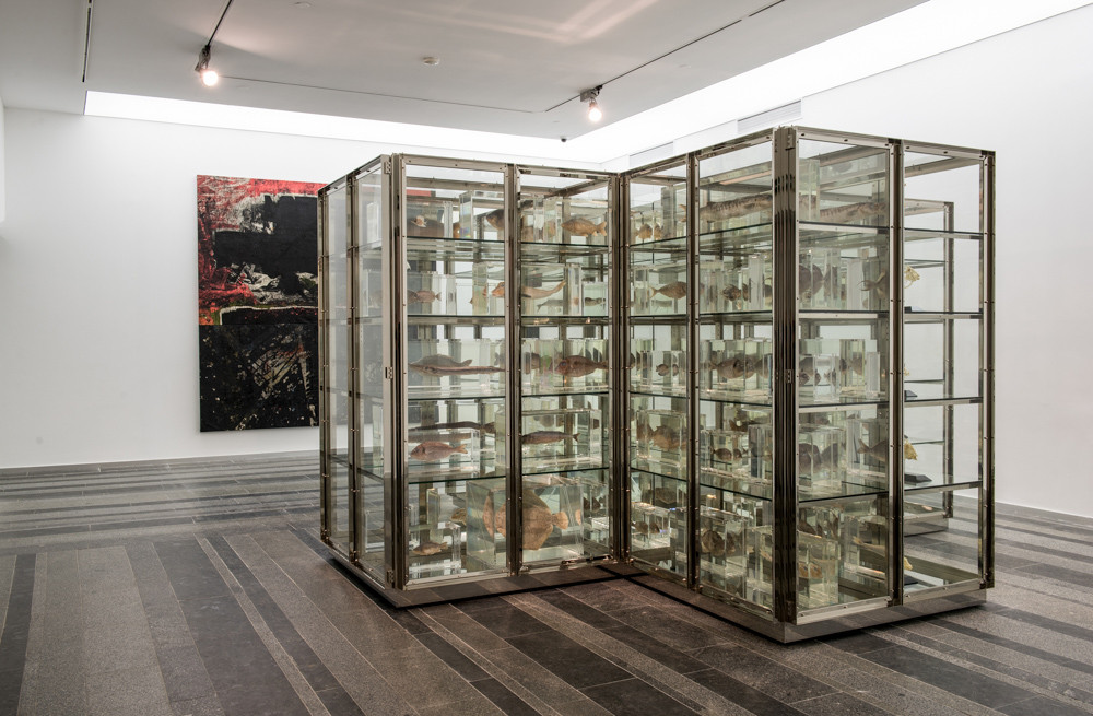 Damien Hirst. Here Today, Gone Tomorrow, 2008. Glass, stainless steel, fish, fish skeletons, acrylic, MDF, paint, formaldehyde soluti