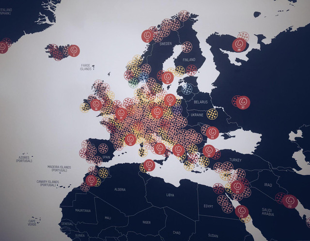 Mapping the sensual: the smell