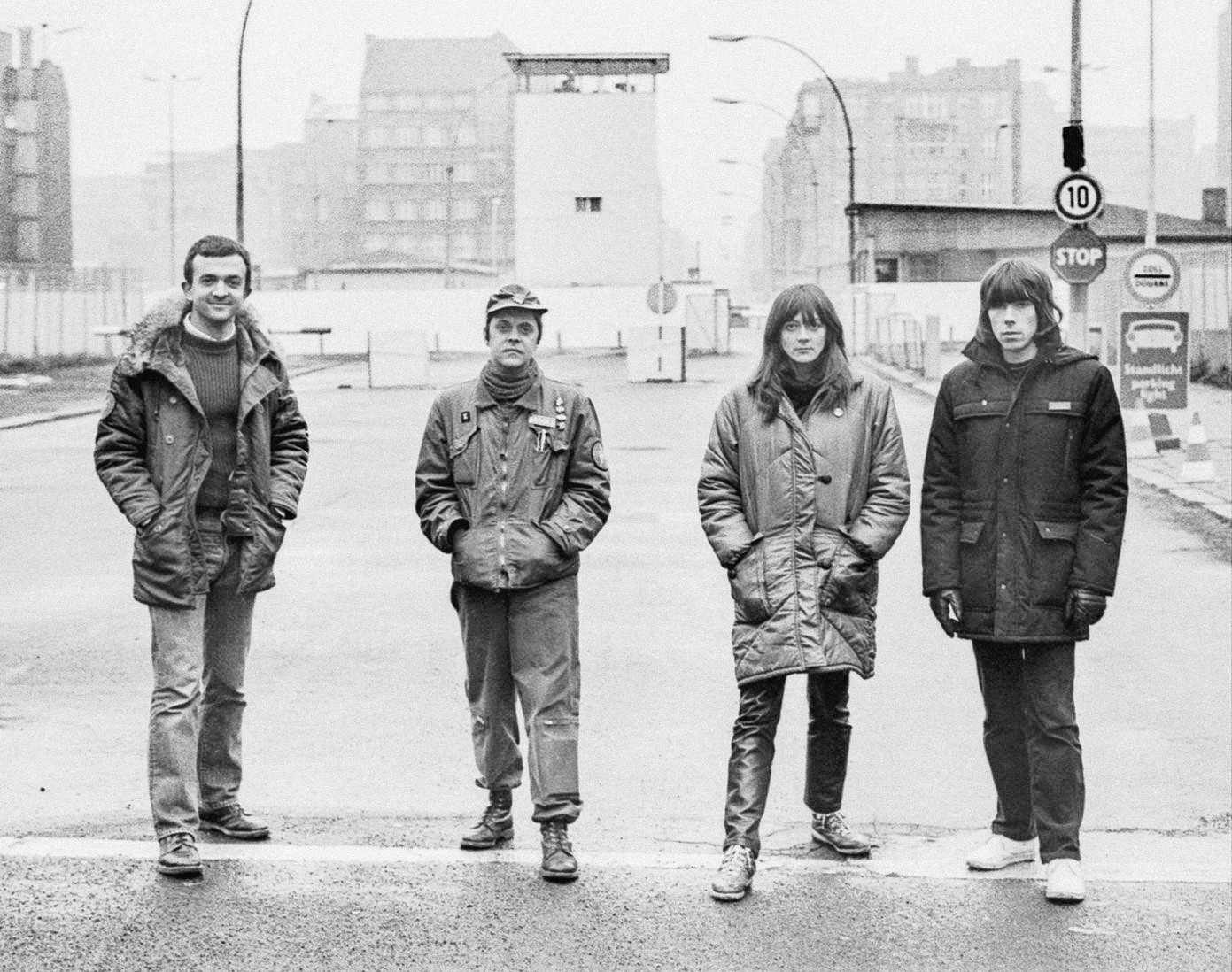 Группа Throbbing Gristle