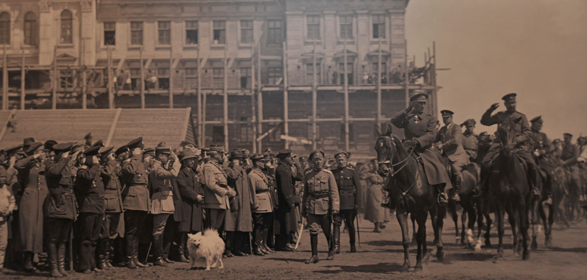 Верховный правитель России А.В.&nbsp;Колчак. Смотр русской армии, Омск, 1919&nbsp;г. 