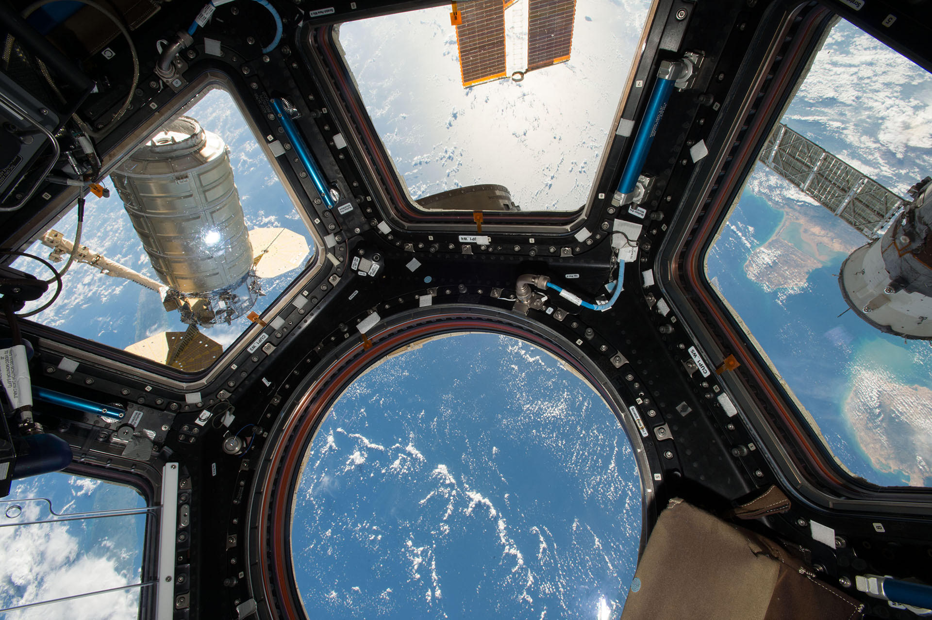 Здесь и&nbsp;далее фотографии с&nbsp;сайта NASA (www.nasa.gov)