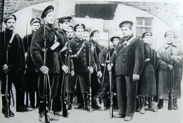 Кронштадт и Питер в 1917 году.  Воспоминания Федора Раскольникова