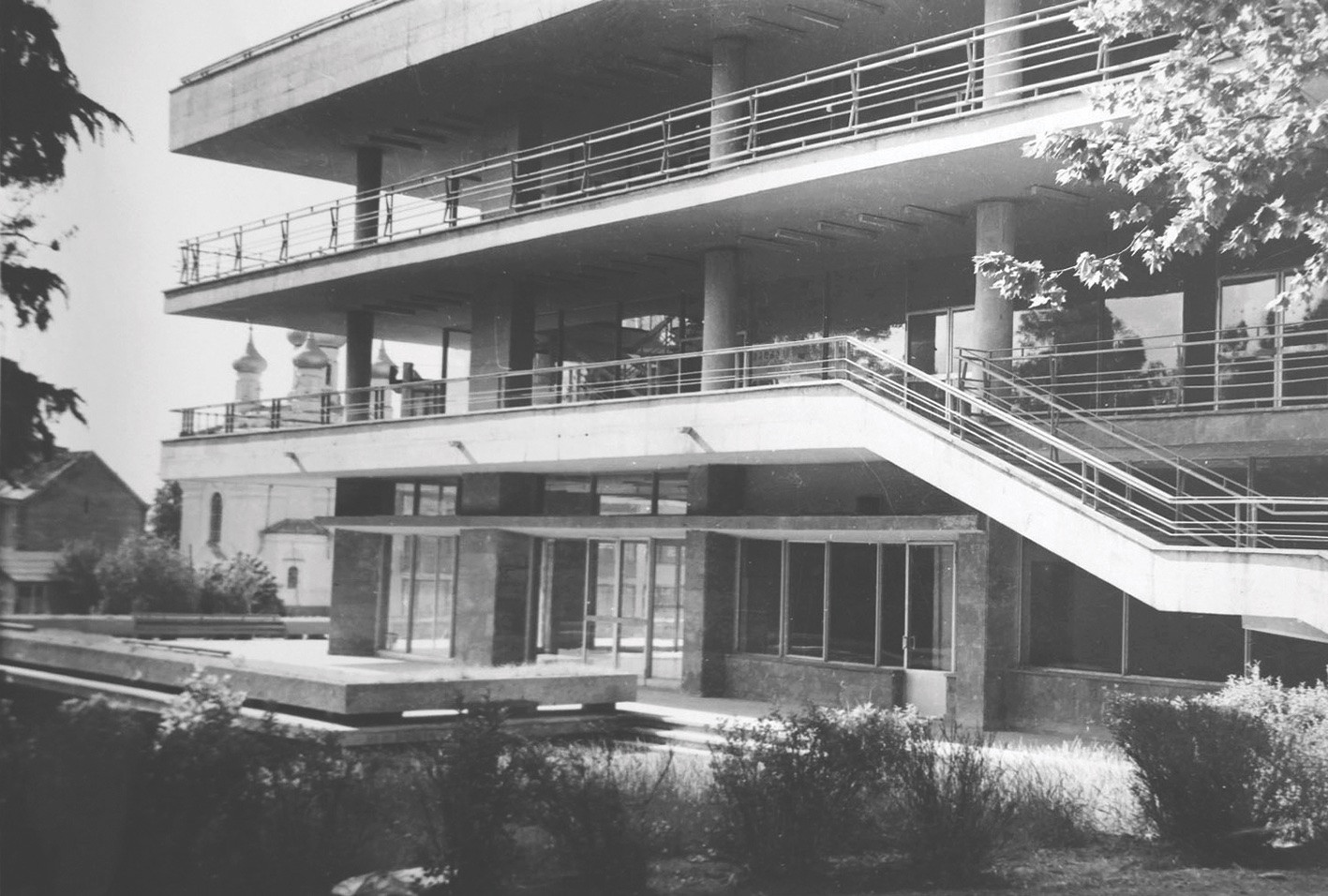 CHESS PALACE AND ALPINE CLUB Architects: Vladimer Aleksi-Meskhisvhili and Germane Ghudushauri, 1973 Photos from Germane Ghudushauri’s personal archive