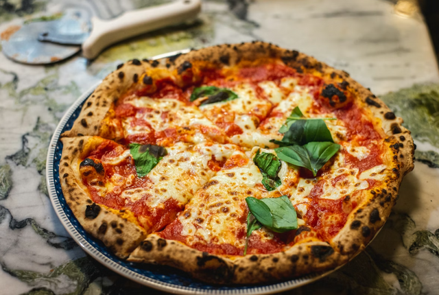 Traiteur Pizza Mobile Paris | Pizzas Fraîches sur Place