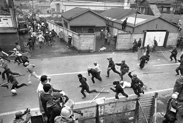 Фотографии студенческих беспорядков в Японии 60-ых годов