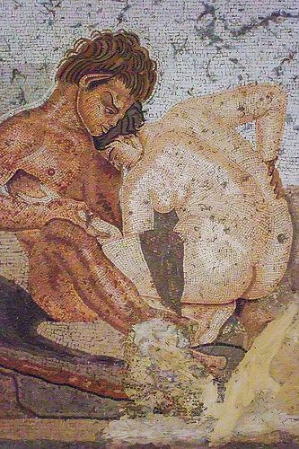Фреска в&nbsp;спальне дома Фавна, «Сатир и&nbsp;Нимфа», Помпеи, 1 век до&nbsp;нашей эры&nbsp;— 1 век нашей эры