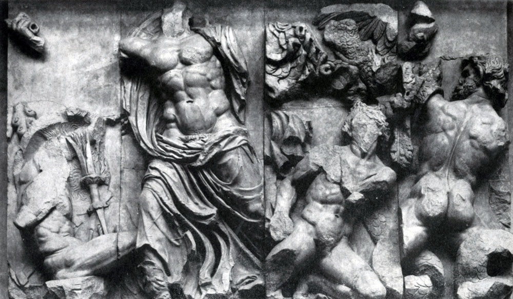 Борьба Зевса с&nbsp;гигантами. Фрагмент фриза Пергамского алтаря. Мрамор. Около&nbsp;180&nbsp;г. до&nbsp;н. э