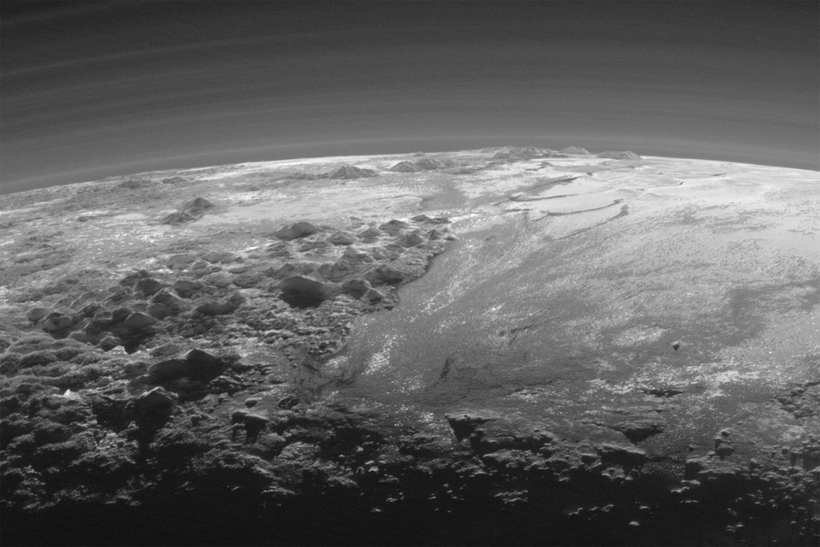 Снимок поверхности Плутона с&nbsp;автоматической межпланетной станции «New Horizons». NASA/JHUAPL/SwRI
