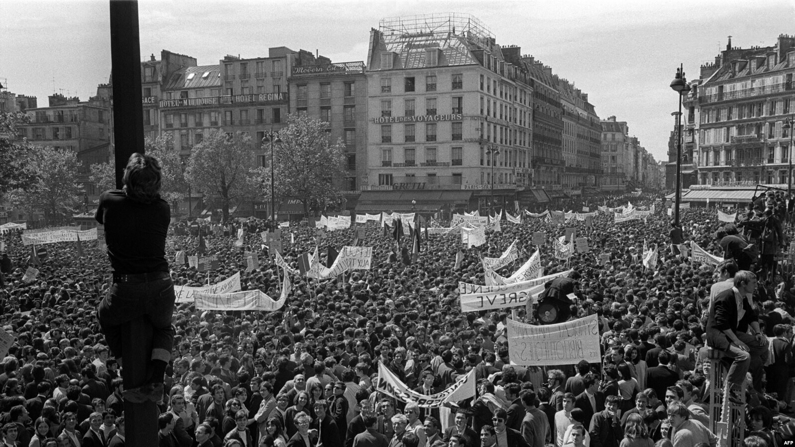 Студенческие демонстрации во Франции в мае–июне 1968 года / AFP Press Photo