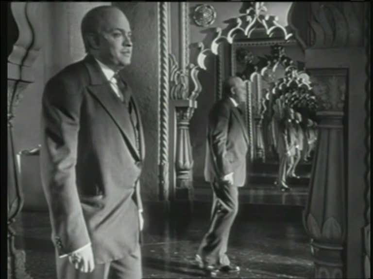 Orson Welles. citizen kane. deleuze. cinema. mirror scene.