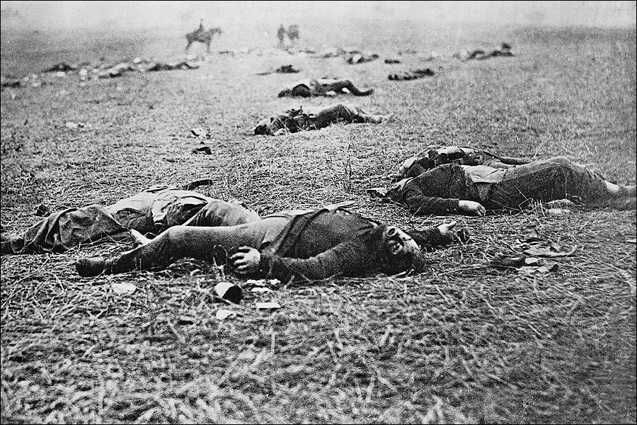 Mathew Brady, Civil War Harvest of Death at Gettysburg.