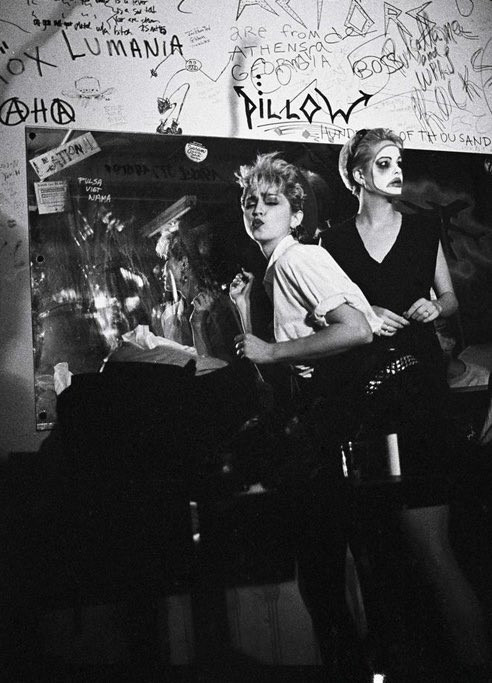 Мадонна на кабаре-шоу Ави Монтуг в клубе Danceteria, 1982 год. Фото: Джош Шойсе