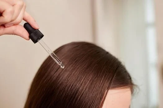 Advanced Hair Regrowth Therapy Delhi Solutions for Stronger, Healthier Hair