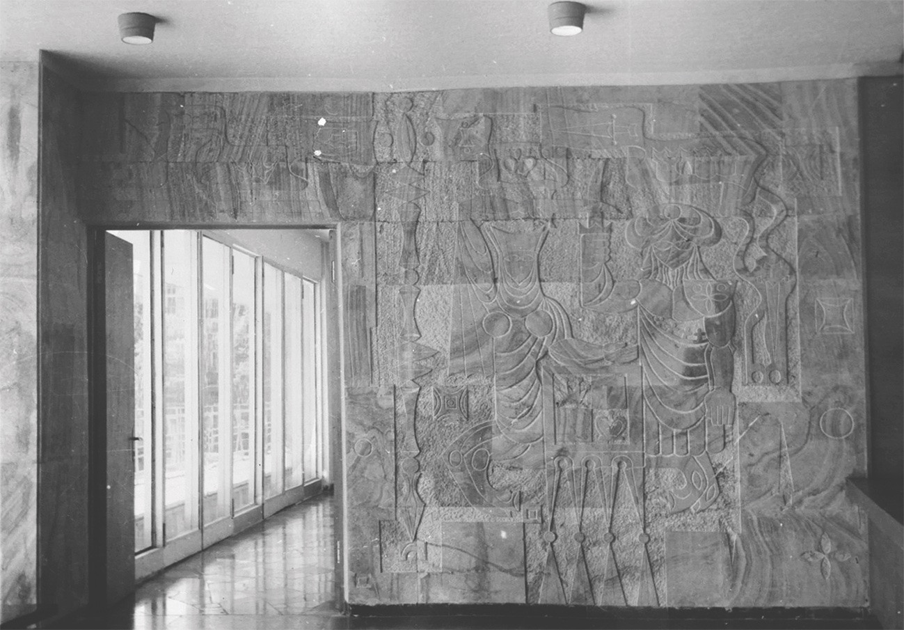 CHESS PALACE AND ALPINE CLUB Architects: Vladimer Aleksi-Meskhisvhili and Germane Ghudushauri, 1973 Photos from Germane Ghudushauri’s personal archive