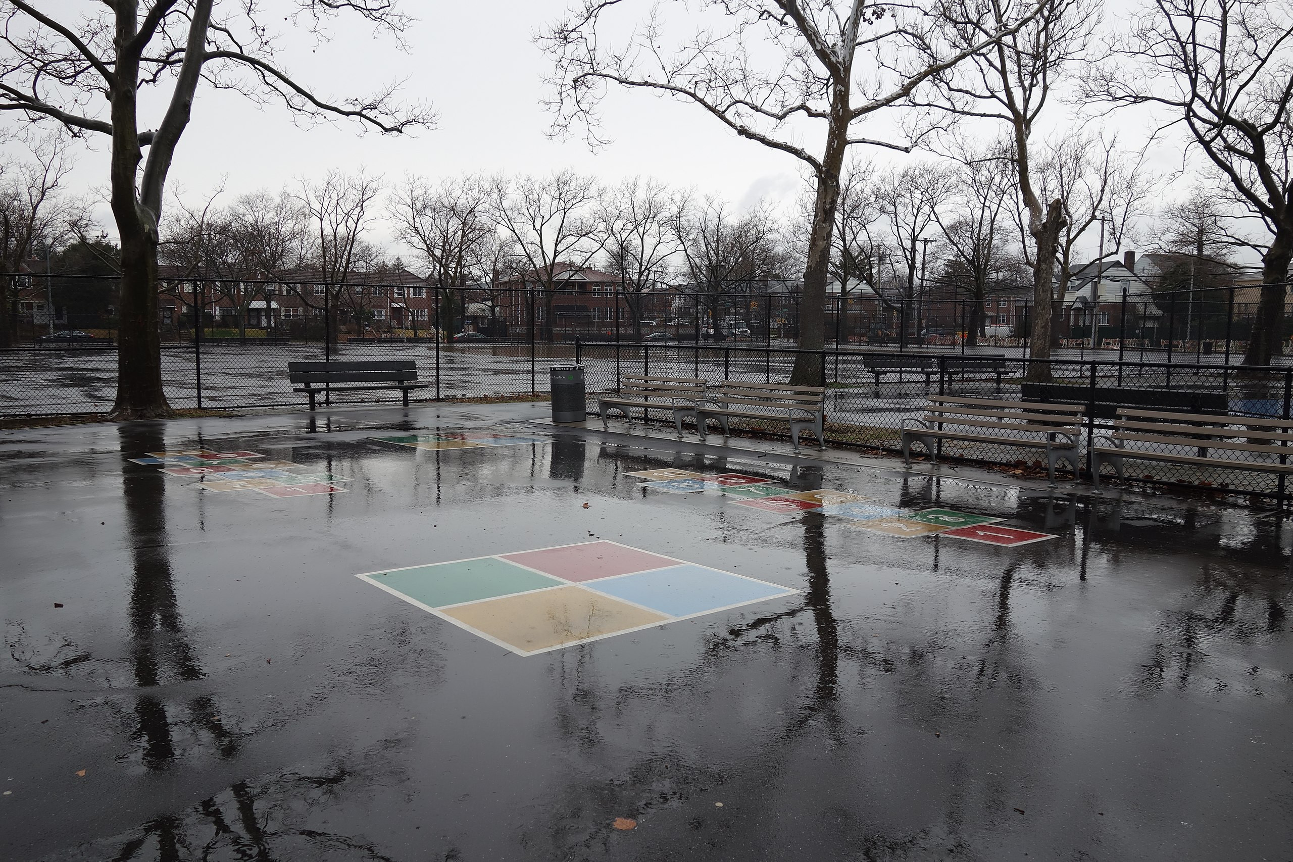 Utopia Playground, Fresh Meadows, Queens (Tdorante10, Wikimedia Commons, CC-BY-SA-4.0)