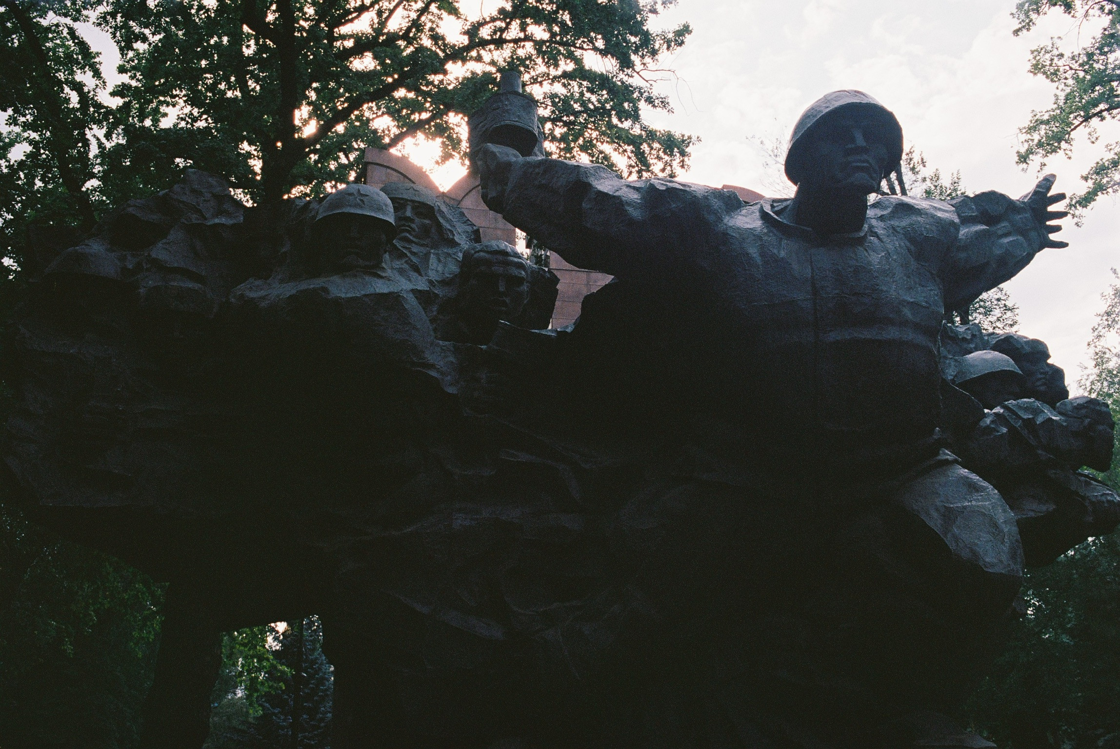 Велика россия, а отступать некуда — позади москва! (Russia is a vast land, yet there is nowhere to retreat — Moscow is behind us!), Panfilov Square, Almaty