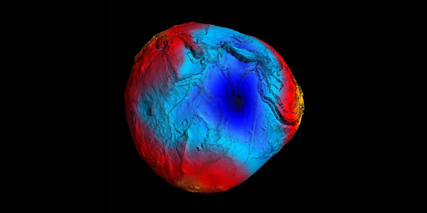 Модель геоидной формы используют в&nbsp;качестве базовой поверхности для картирования топографических особенностей планеты. К&nbsp;тому же, лучшее понимание вариаций гравитационного поля приводит к&nbsp;более глубокому пониманию недр Земли. Фото: ESA/HPF/DLR.