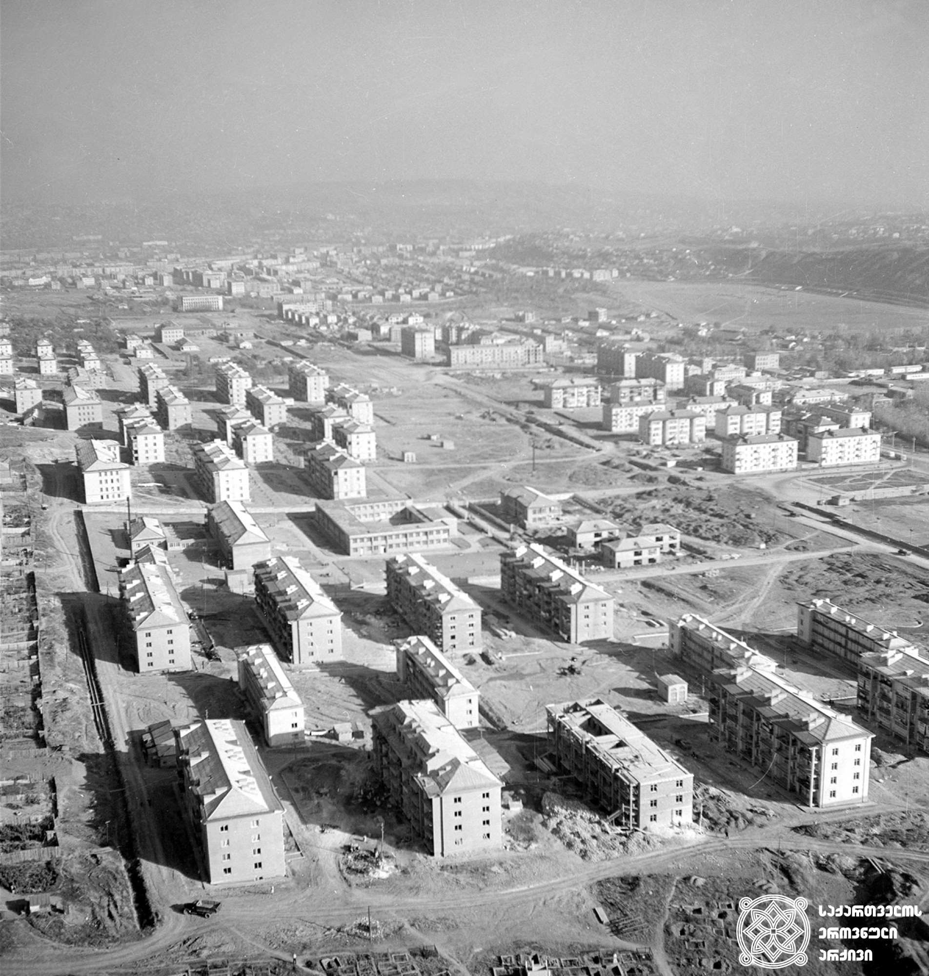 Застройка Сабуртало в&nbsp;районе улицы Важа Пшавела. Фото: National Archives of Georgia