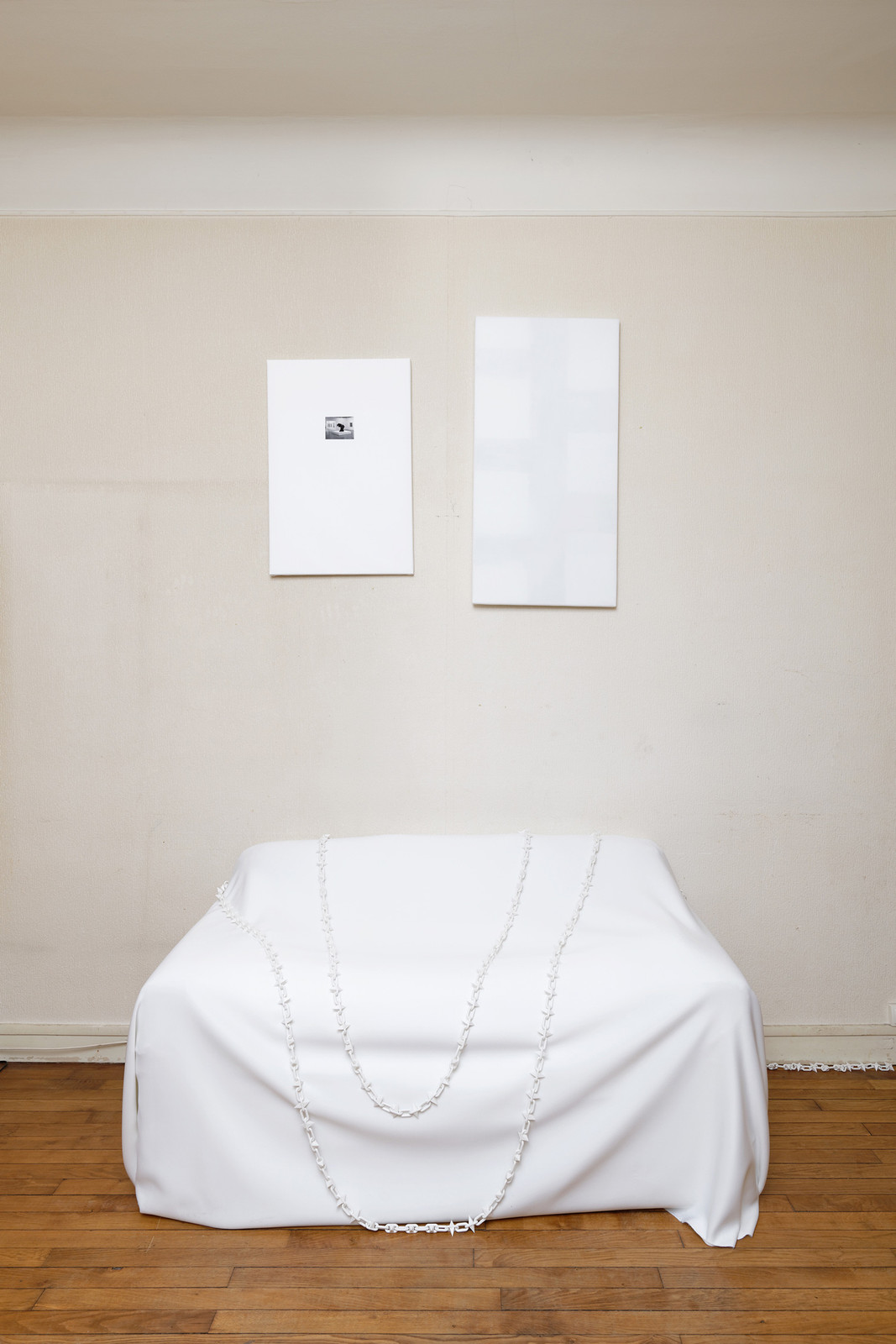 Хайди Марин Лопез. “Replica”, 2019. Из&nbsp;проекта &#39;Aesthetics Distinction’ в&nbsp;галерее M.I/mi1glissé, Париж