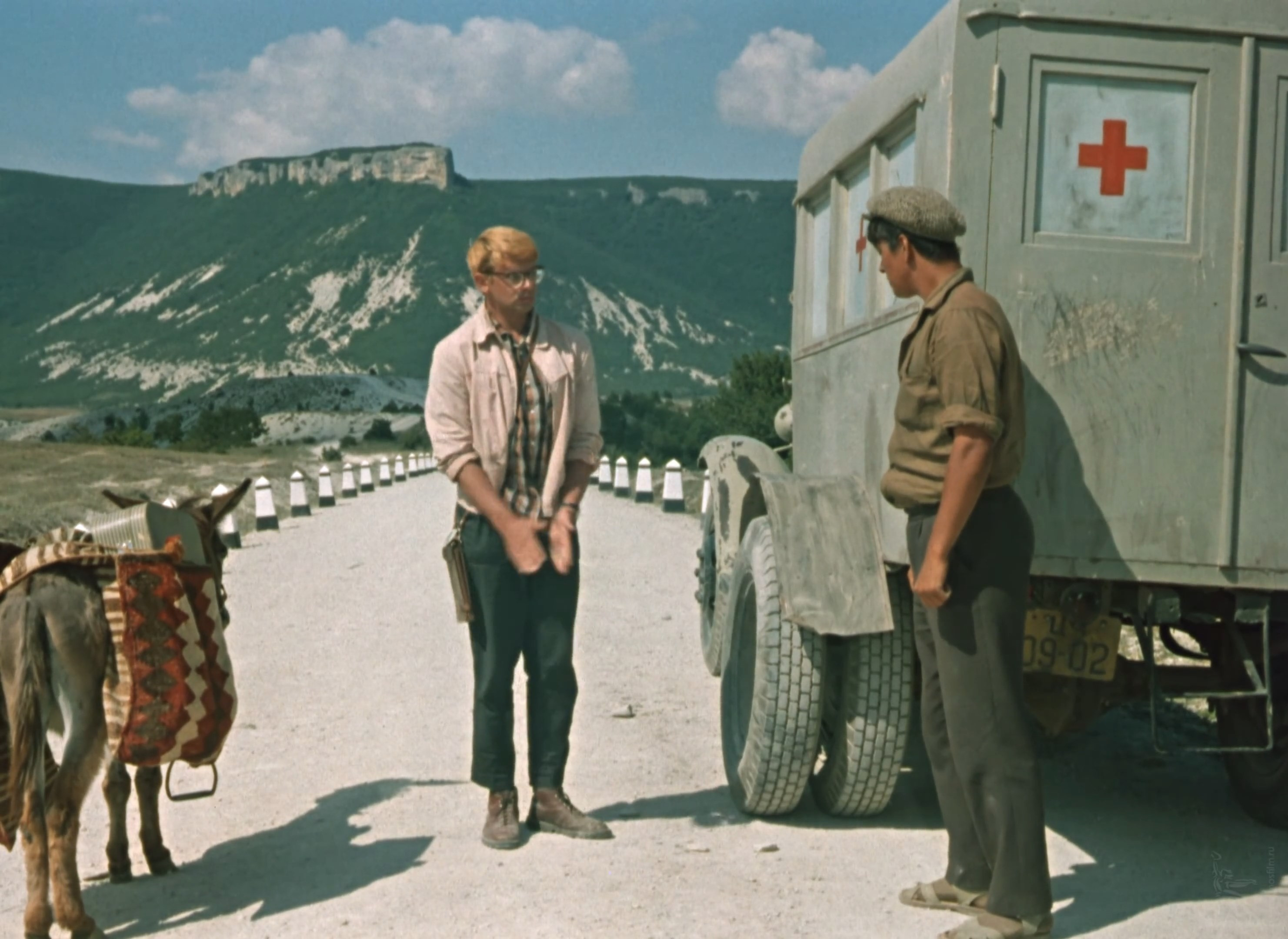 — Будь проклят тот день, когда я сел за баранку этого пылесоса!